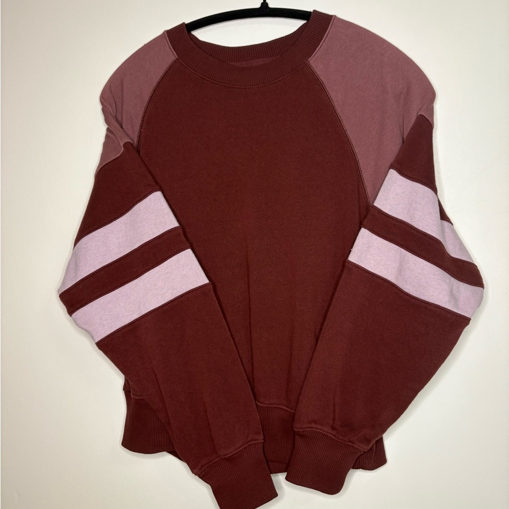 American Eagle Outfitters Women's Maroon and Mauve Crewneck Sweater